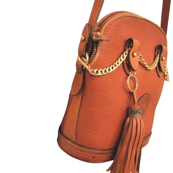 Rare NORFOLK Dooney & Bourke Dome Shoulderbag w added Tassel Accent Chain - Picture 3 of 16